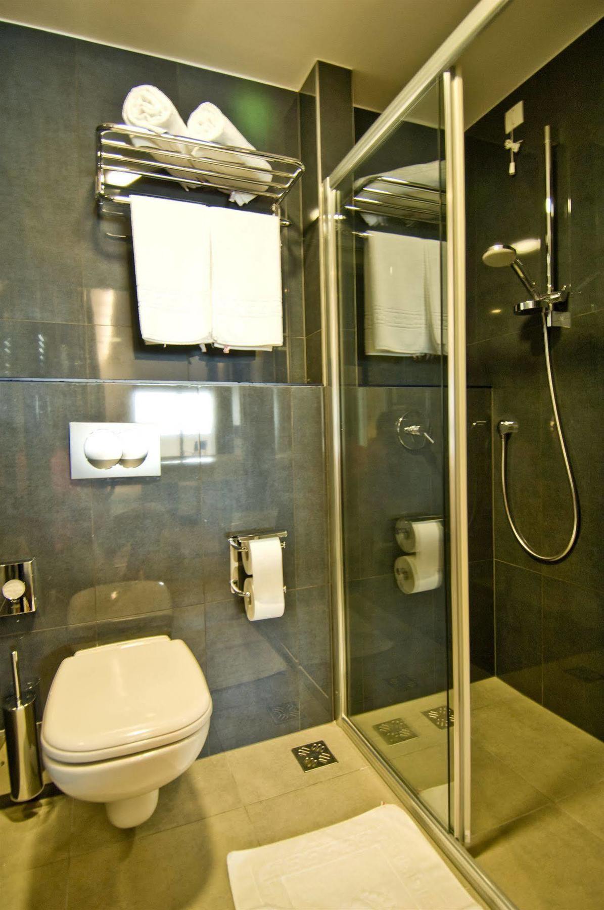 Hotel In ビオグラード・ナ・モル エクステリア 写真